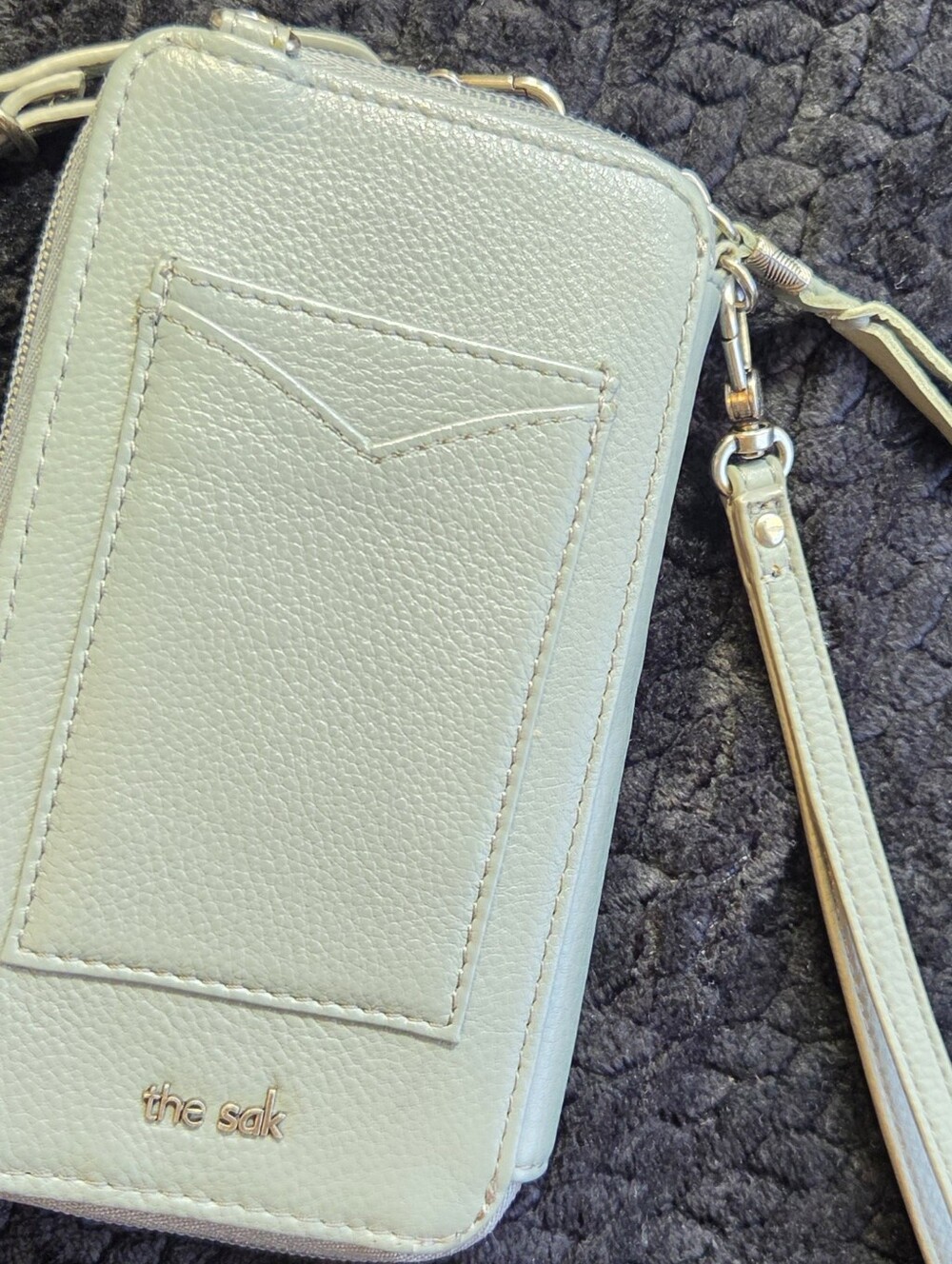 The Sak Smartphone Elegant Gray Leather Crossbody Bag/wrist let EUC